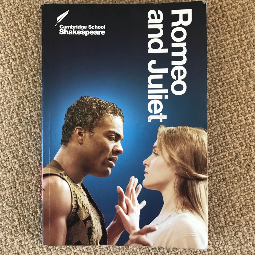 Romeo and Juliet paperback w/Cliff Notes